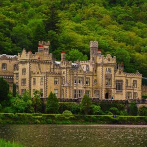 A Custom Private Chauffeur Tour - Create your own memories