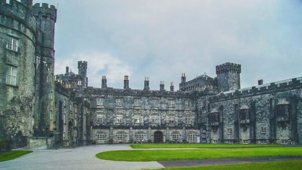 A photo of the main court yard in Kilkenny Castle, Co. Kilkenny, Ireland - See with our Private Chauffeur Tour from Dublin.