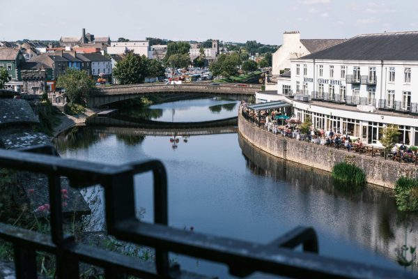 The River Nore stretching through Kilkenny - visit here on our Private Chauffeur Tour from Dublin.