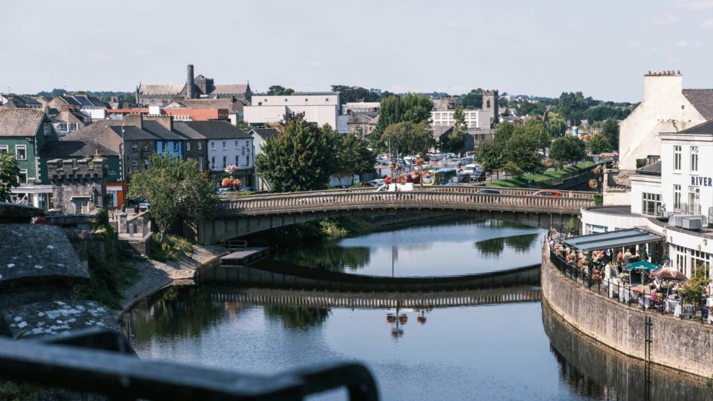 The River Nore stretching through Kilkenny - visit here on our Private Chauffeur Tour from Dublin.